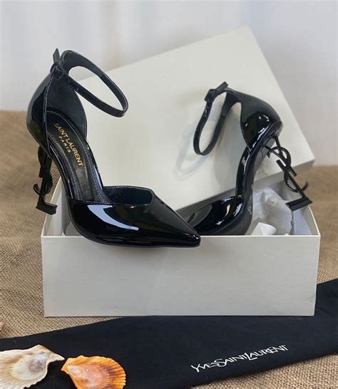 Ysl Topuklu Ayakkabı Yves Saint Laurent Sandalet .